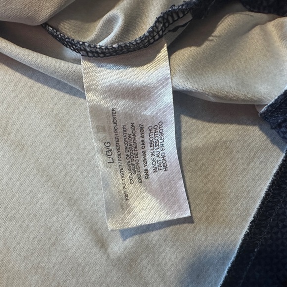 Greg Norman Men's ML75 Polo Size L - Picture 6 of 7